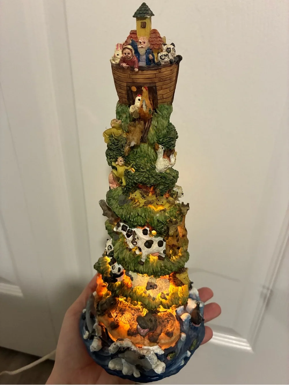 Hand-Painted Animal Nativity Tree Light - Multicolor Noah’s Ark Light up Decor